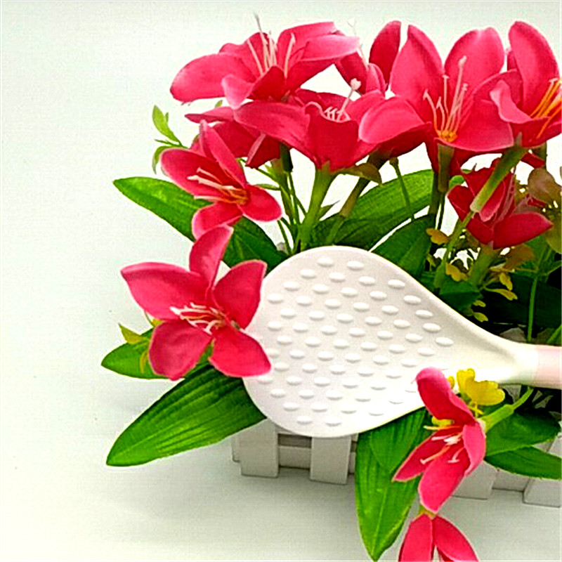 Sunshine Department Store produces and sells its own bagged rice spoons, rice spatulas, silicone handles, Korean-style kitchen tableware and plastic rice spoons details Picture
