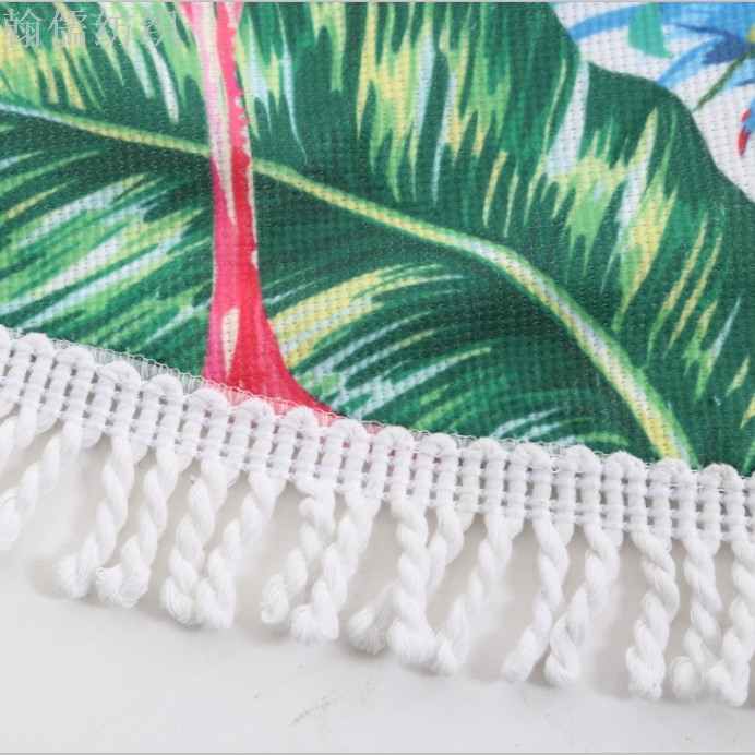 Summer-themed flamingo cool beach towel, tassel round beach towel details Picture