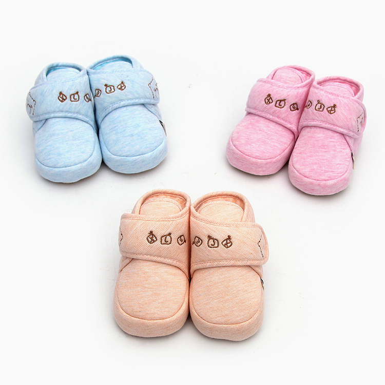 雪力娃新款彩棉绣花不掉鞋