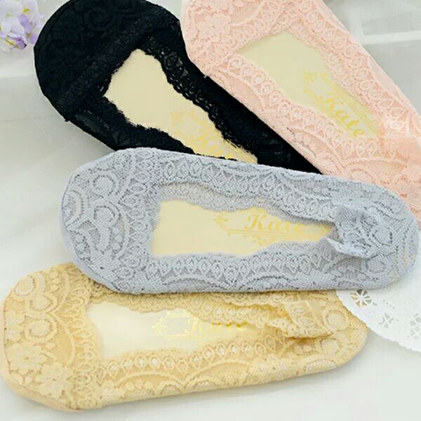 New invisible lace boat socks for women, spring and summer thin silicone anti-slip breathable shallow opening versatile socks, other categories 8010