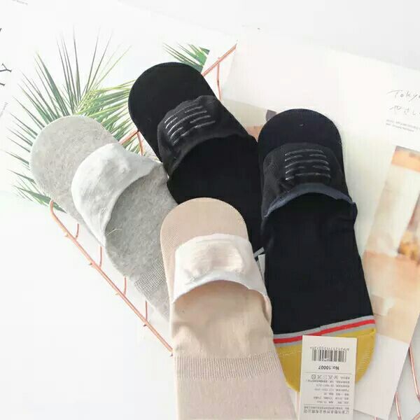 Summer women's cotton thread boat socks, short socks, low top, shallow top, invisible silicone anti-slip and non-dropping heel sock, fashionable other categories Specification image