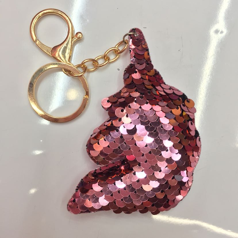 Ultrasonic sequin pendant, sequin jewelry, keychain pendant, unicorn pendant, single-sided unicorn keychain Application Scenario