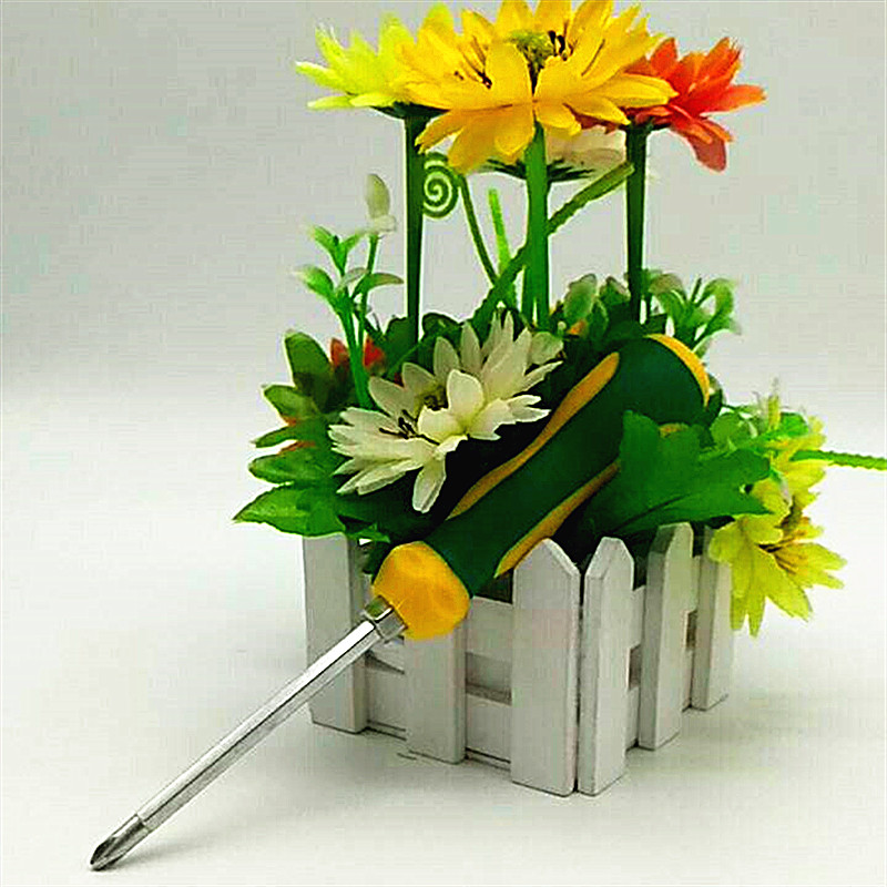 Sunshine Department Store's single-use screwdrivers are household hardware tools details Picture