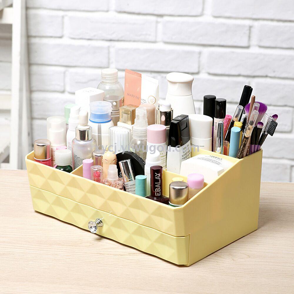 Diamond-surfaced desktop, cosmetic storage box with drawer Application Scenario