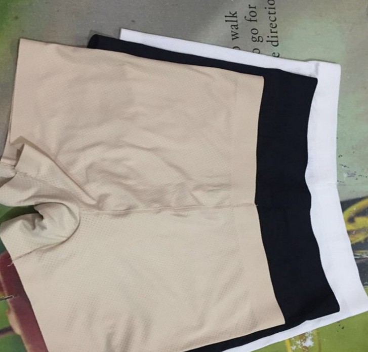 High-quality safety pants for women: anti-glare summer thin ice silk seamless summer safety pants, large size black leggings Application Scenario