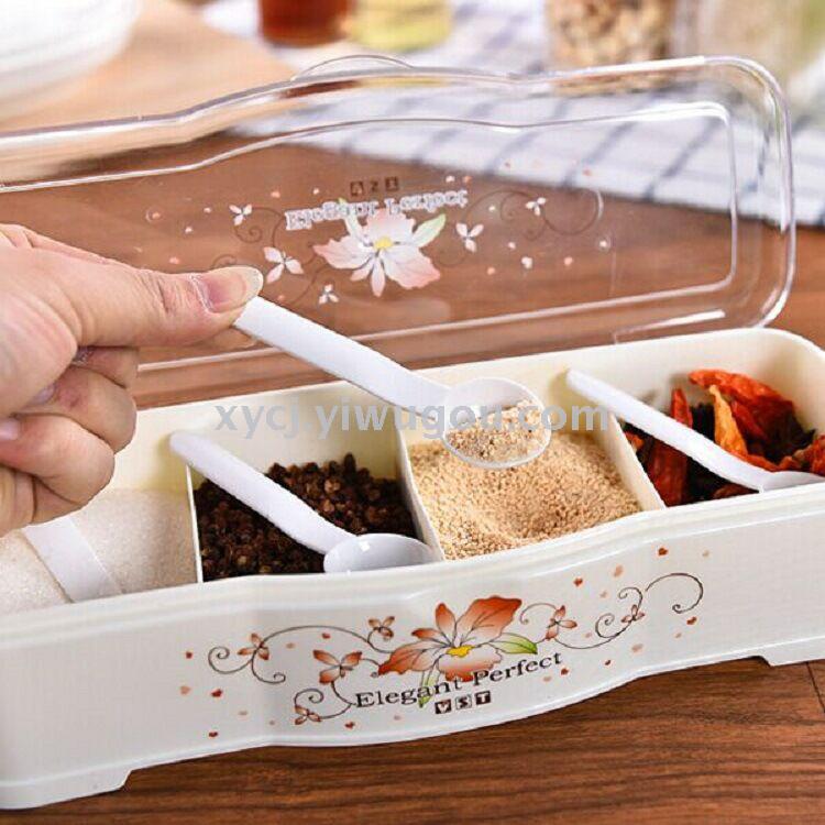 Kitchen seasoning box with spoon, transparent seasoning jar, plastic seasoning box, flip-top four-compartment monosodium glutamate box Application Scenario