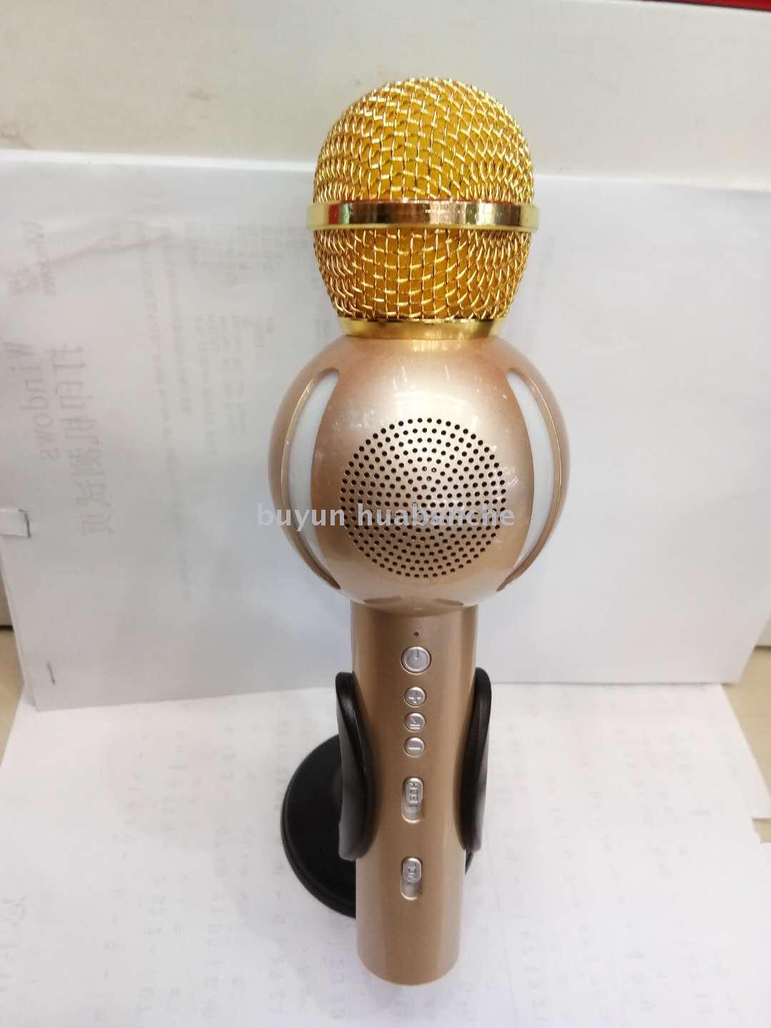 New cool wireless Bluetooth microphone Application Scenario