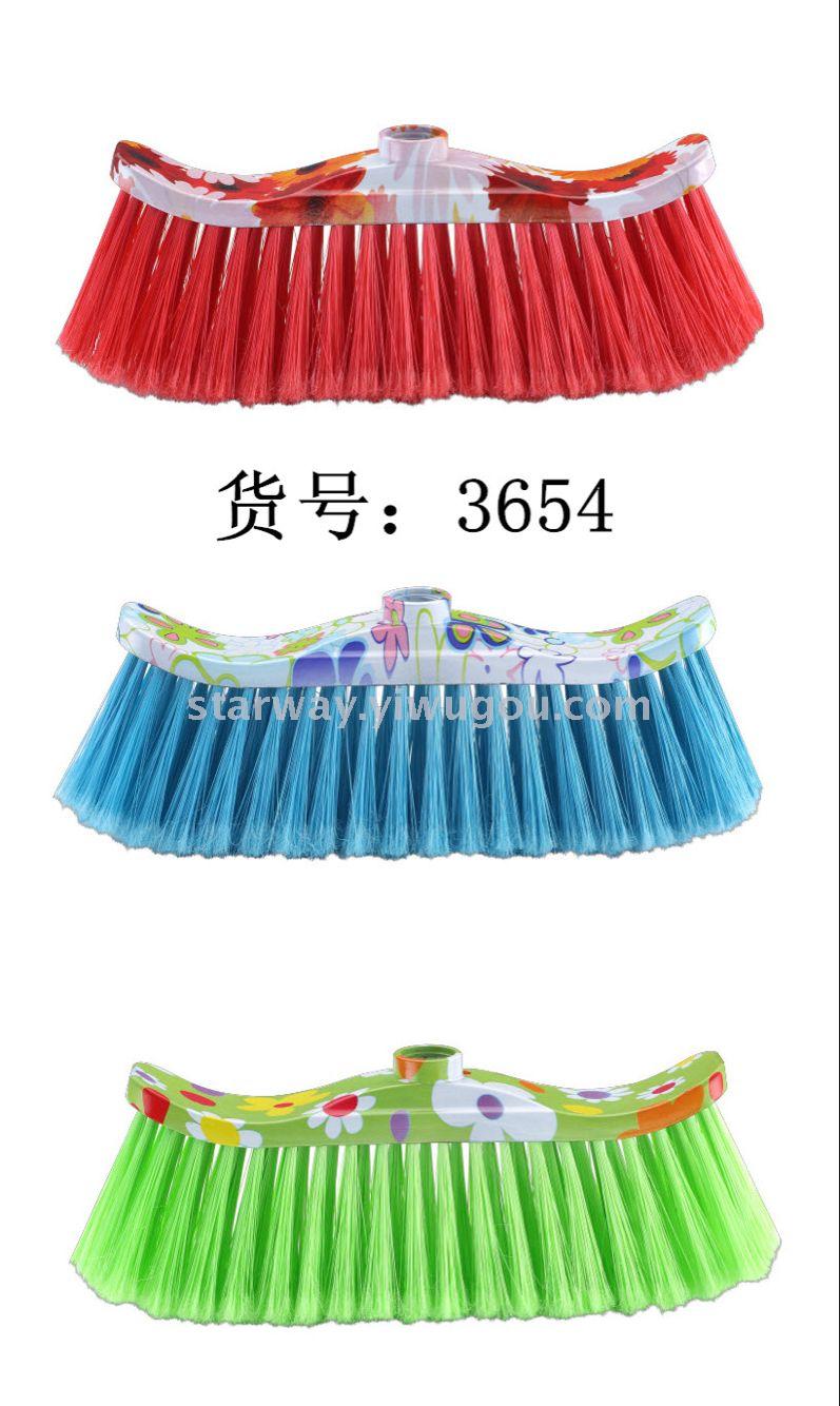 The printed and fresh broom is a must-have product for home use. It is a regular household broom with a thickened and extra-hard broom head