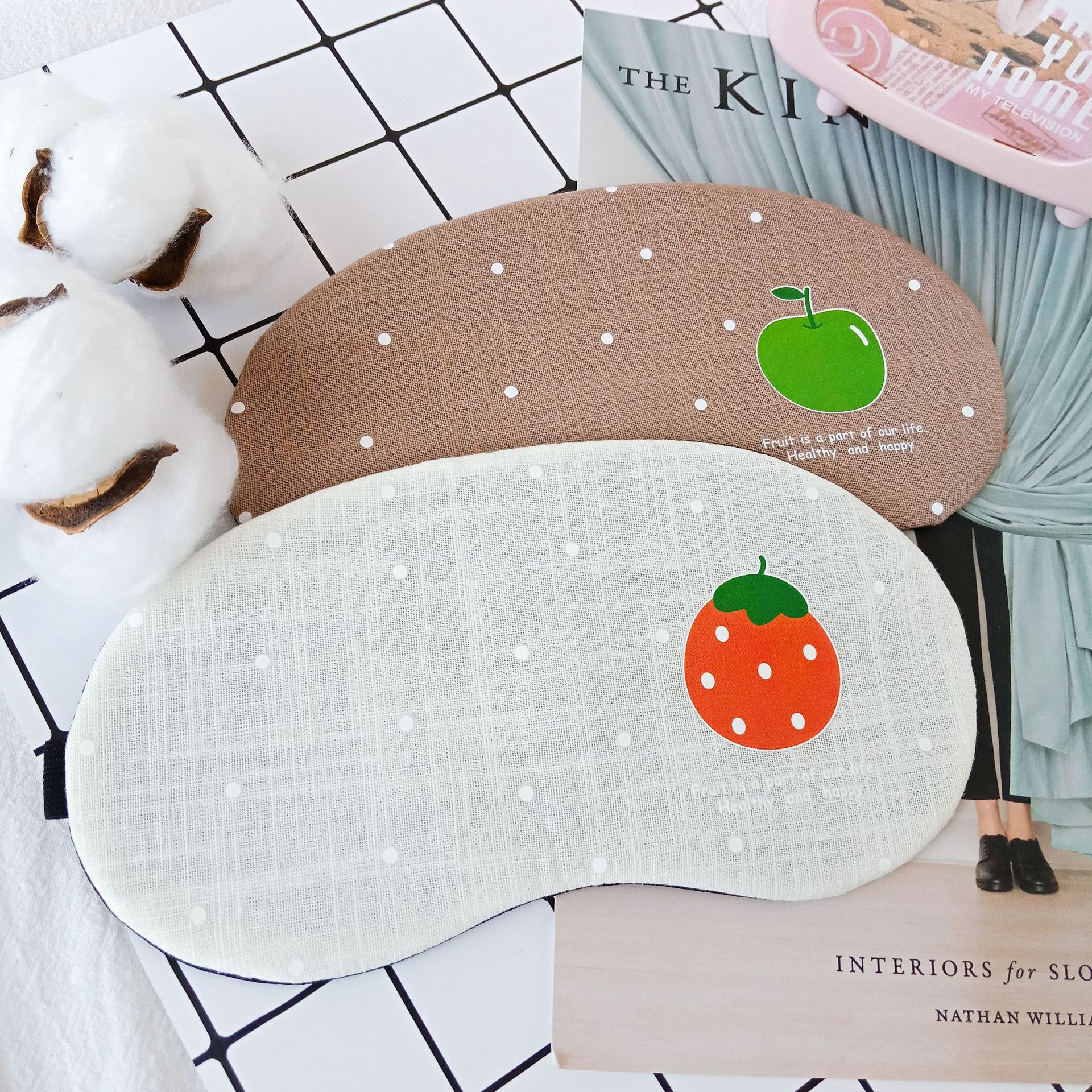 Wholesale fruit sleep eye masks, cartoon breathable and light-blocking cold and hot compress eye masks, cotton and linen ice pack eye masks Application Scenario