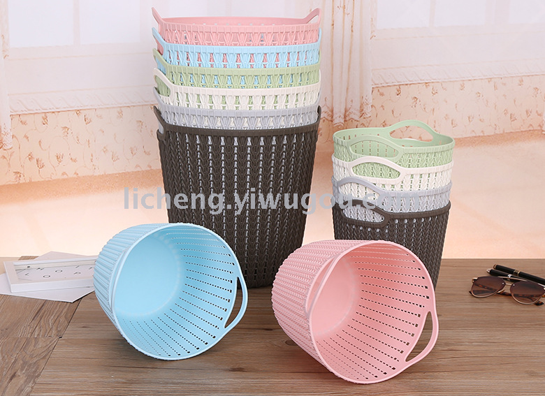Rattan storage basket, storage basket, storage basket, office storage and sundries basket Application Scenario