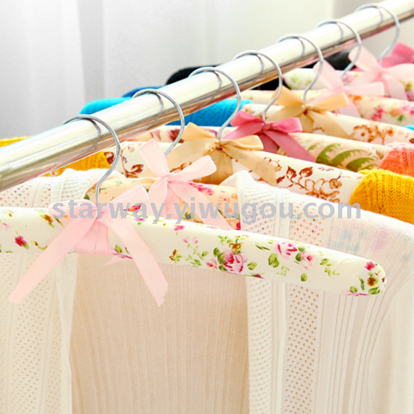 الشماعات، حقائب للملابس، الشماعات الواقية من الانزلاق Specification image