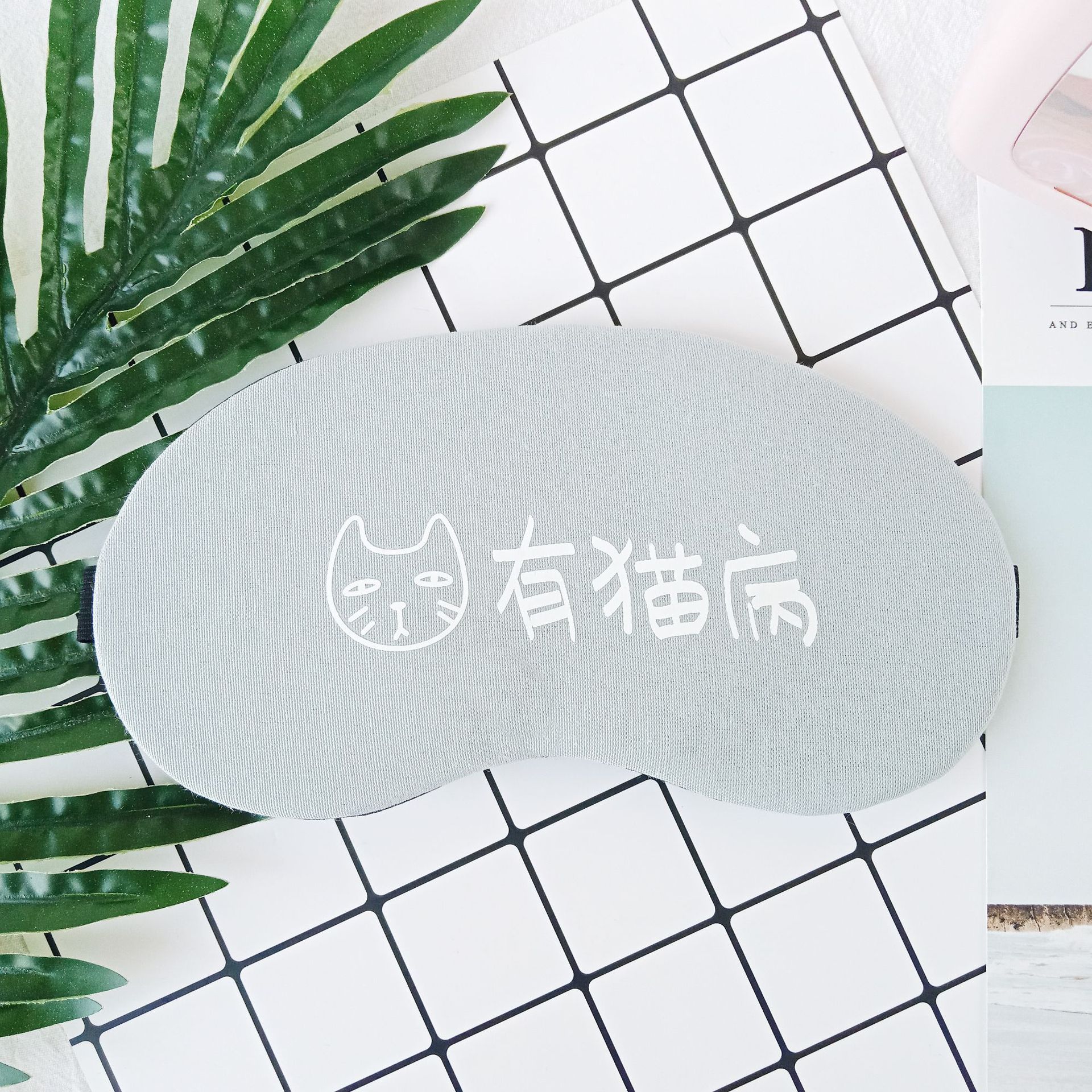 Cute and breathable ice packs for men and women to sleep, personalized light-blocking ice packs, fashionable eye masks wholesale Application Scenario