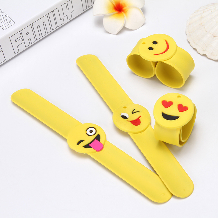 拍拍圈创意硅胶手环定制 pvc卡通笑脸啪啪圈手环 新款驱蚊手环细节图