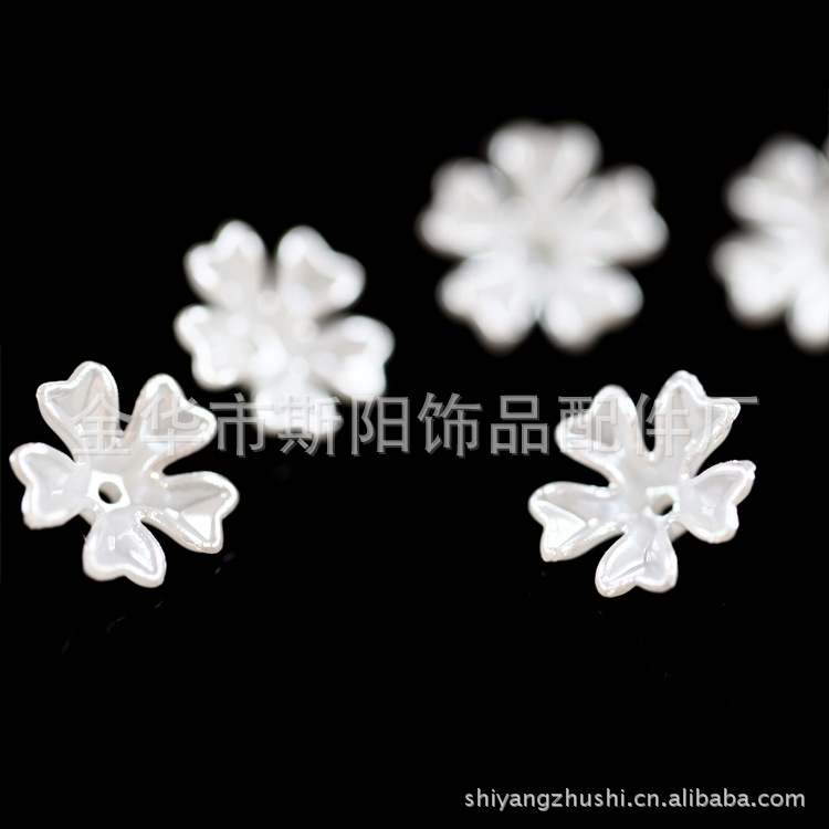 Si Yang accessories factory direct sales big five flower baking paint scattered beads snowflake pearl accessories wholesale