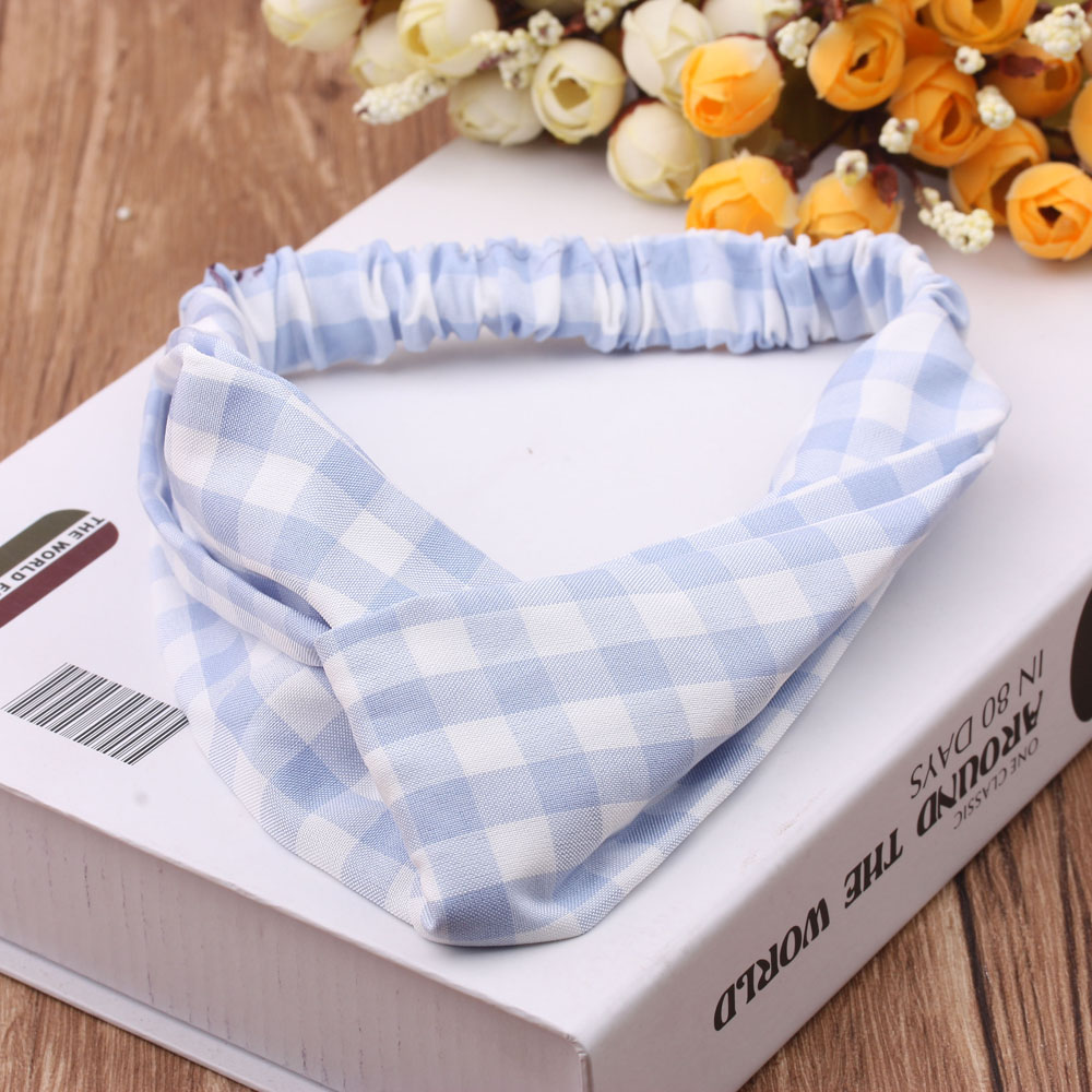 10-yuan store goods, boutique accessories, hair bands, Korean accessories, wide-brimmed retro hair bands, simple headbands and headwear details Picture