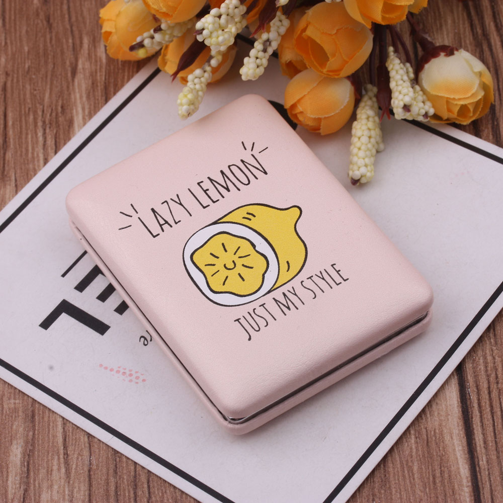 10-yuan store supply: Fashionable leather mirror, portable makeup and dressing mirror, mini portable folding small mirror, double-sided mirror Application Scenario