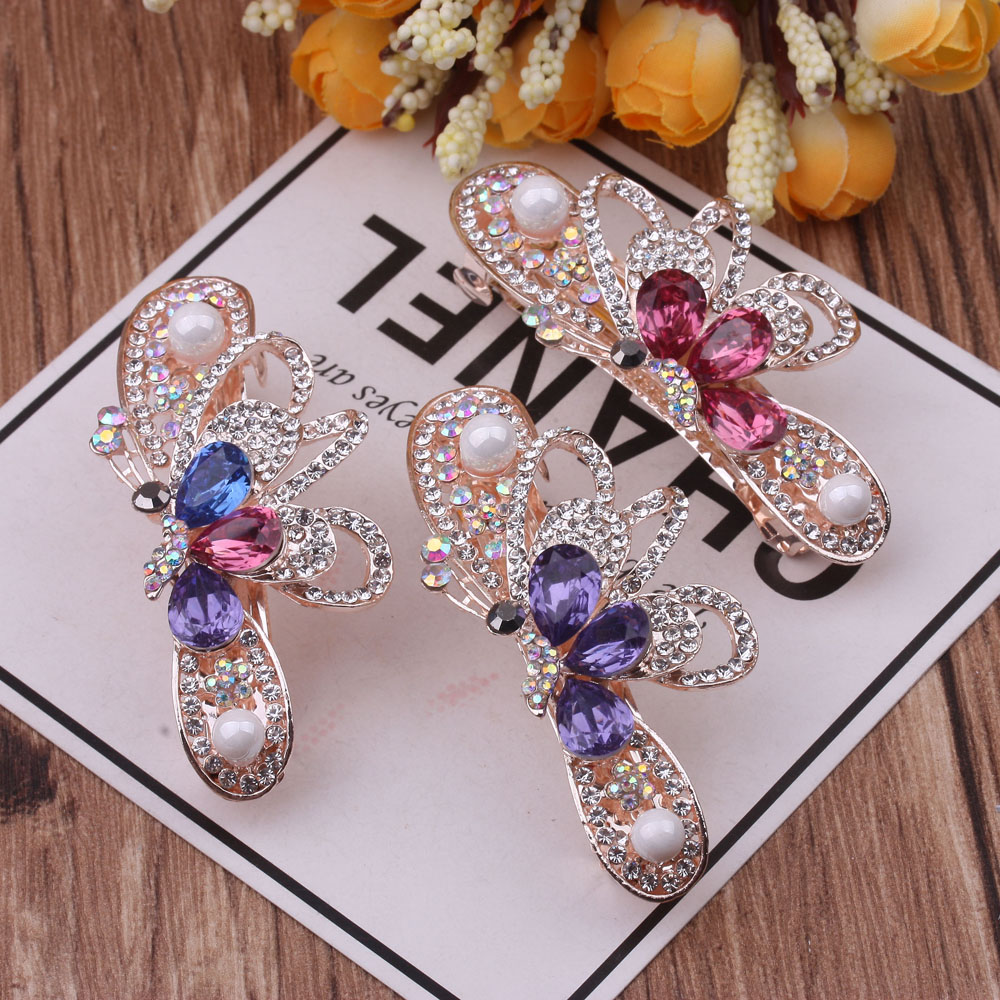 10-yuan store accessories supply: water diamonds, large bows, hair clips, large spring clips, hair flowers and headwear Application Scenario