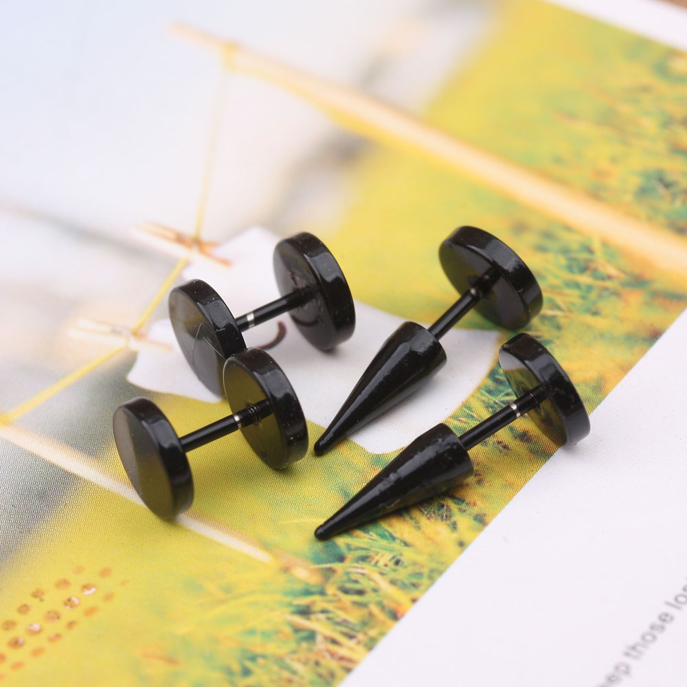 5-yuan store supply: Men's trendy, personalized and fashionable magnetic stud earrings, magnetic earrings, black trendsetter, no ear piercings, ear clips Specification image