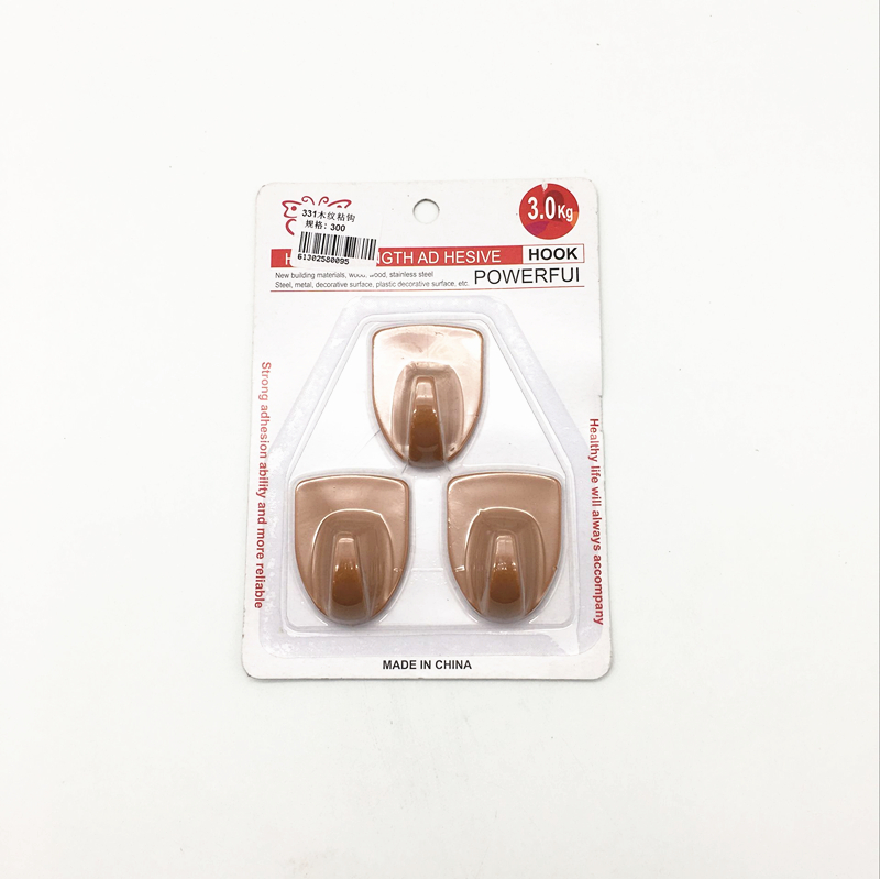 Sunshine Department Store's 3 wood-grain adhesive hooks, strong and seamless plastic adhesive hooks, clothing hooks
