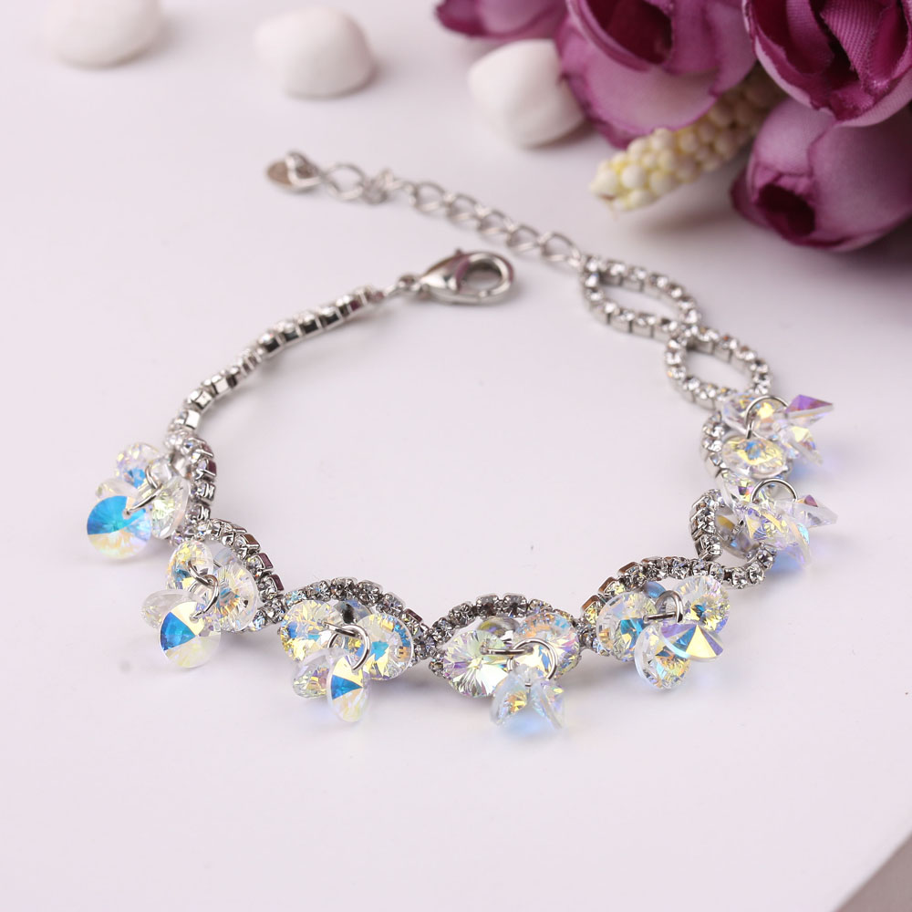 The boutique has a fresh supply of ice flower bracelets, purple diamond artificial zircon bracelets, super shiny jewelry and versatile bracelets Specification image