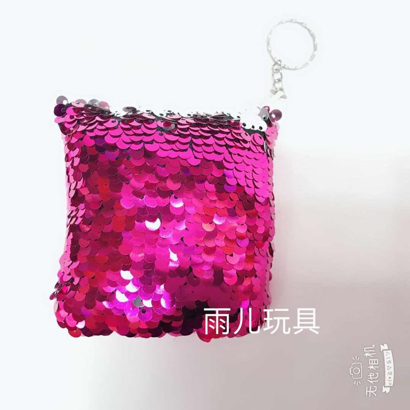 Plush pendant, square sequined pendant, cotton-filled keychain pendant Application Scenario
