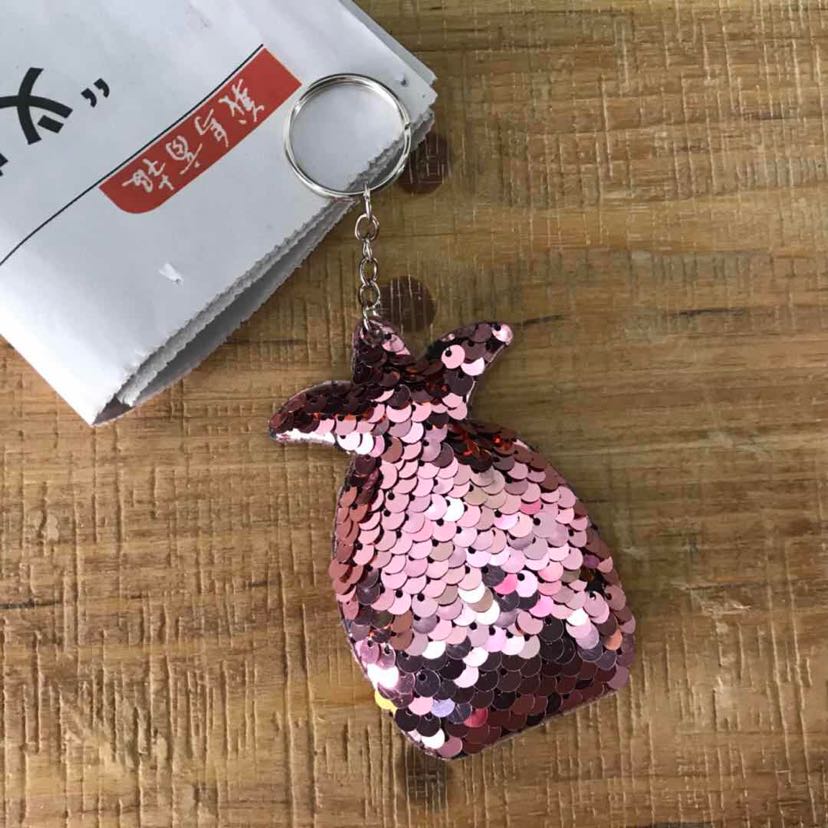 Double-sided sequin pendant, sequin keychain pendant, bag pendant, pineapple sequin pendant, ultrasonic sequin pendant Item Picture
