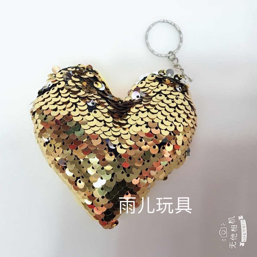 Heart-shaped pendant, Valentine's Day keychain pendant, cotton-filled keychain pendant, sequined pendant, plush toy details Picture