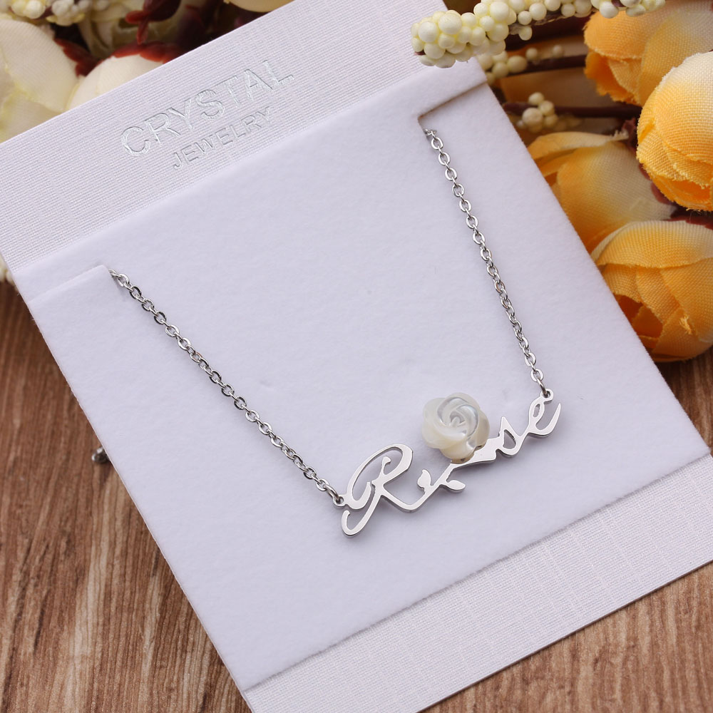Pudding Station Boutique offers titanium steel collarbone chain, short four-leaf clover necklace, forest-themed women's jewelry and birthday gifts details Picture