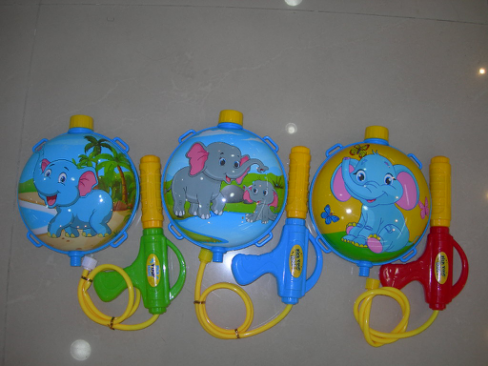 Cartoon elephant backpack water gun full figure