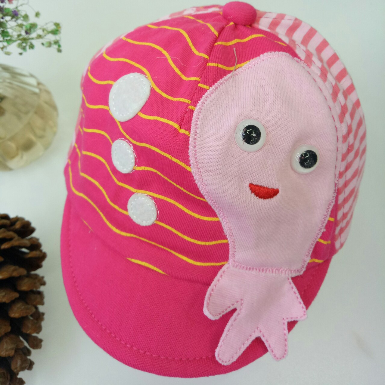 New Wangjiang Disney pure cotton summer newborn cartoon hats, boys' and girls' hats, baby sun hats, fisherman hats, baby baseball caps, sun hats Specification image
