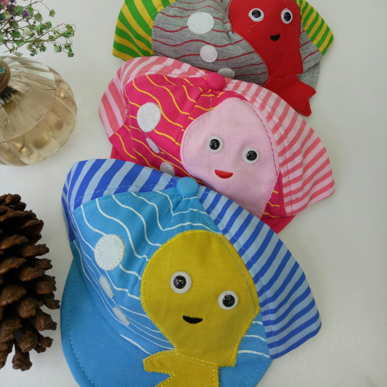 New Wangjiang Disney pure cotton summer newborn cartoon hats, boys' and girls' hats, baby sun hats, fisherman hats, baby baseball caps, sun hats details Picture