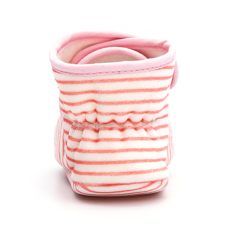2018. Schliva Autumn Baby shoes Application Scenario
