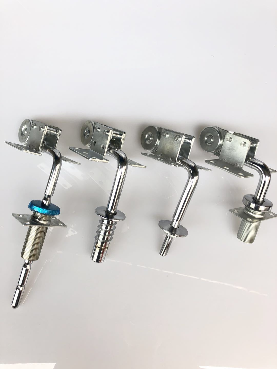 Promotional double-ear headrest hinges, height-adjustable headrest hinges, multi-functional sofa headrest hinges, sofa hardware accessories hinges details Picture