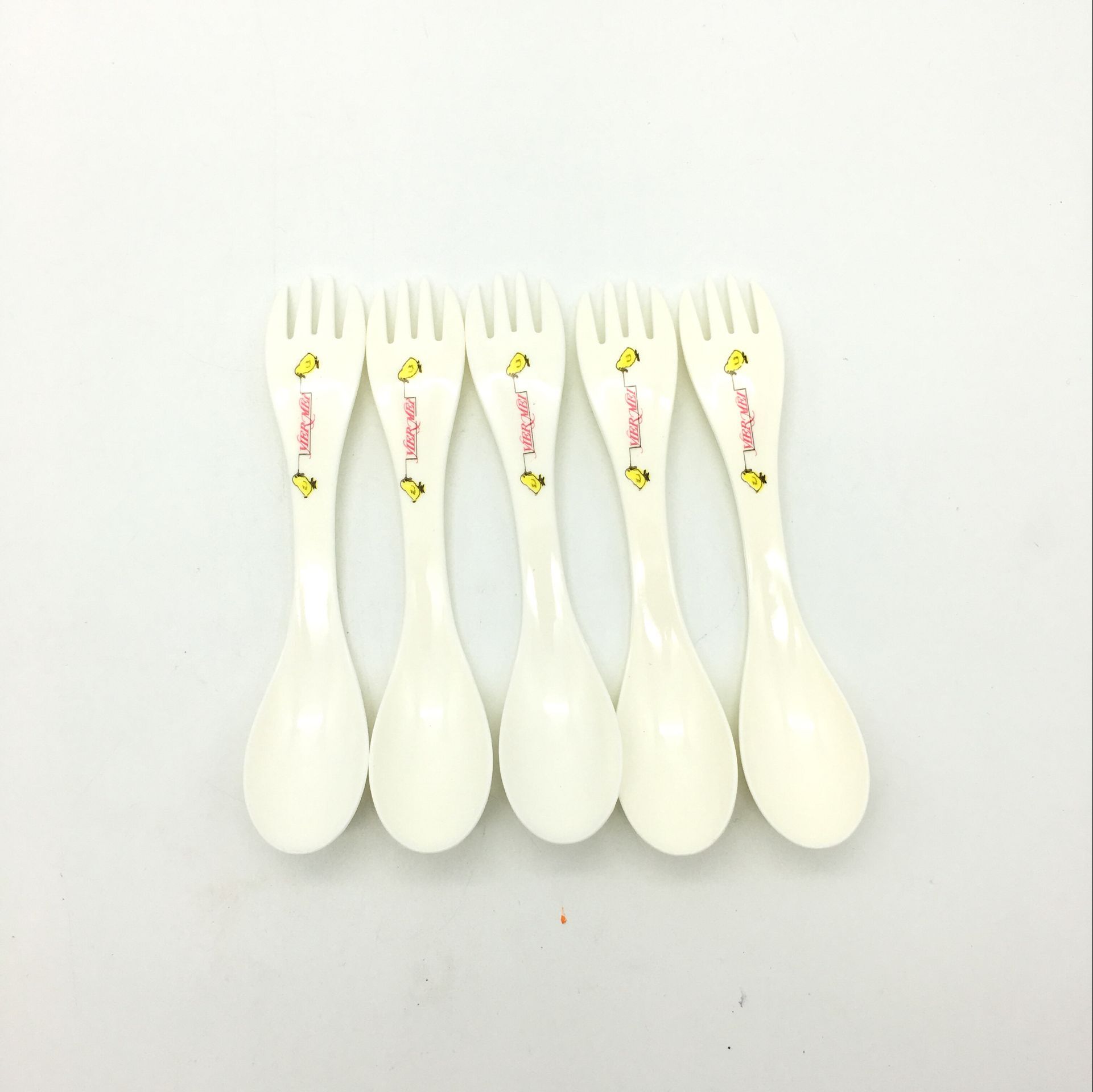 Sunshine Department Store Children's and baby complementary Food two-end spoon Cartoon double-purpose spoon Children's double-purpose spoon fork details Picture