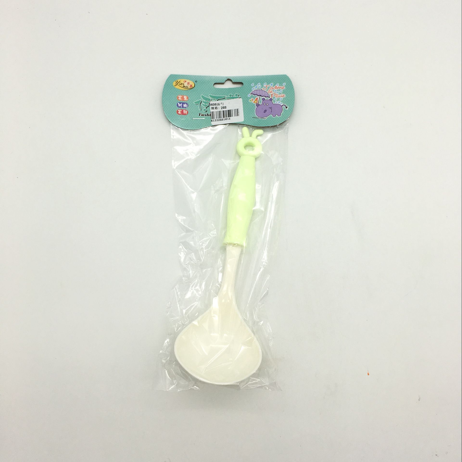 Sunshine Department Store Rabbit head soup spoon, cartoon soup spoon, household spoon, cartoon handle soup spoon, porridge spoon Application Scenario