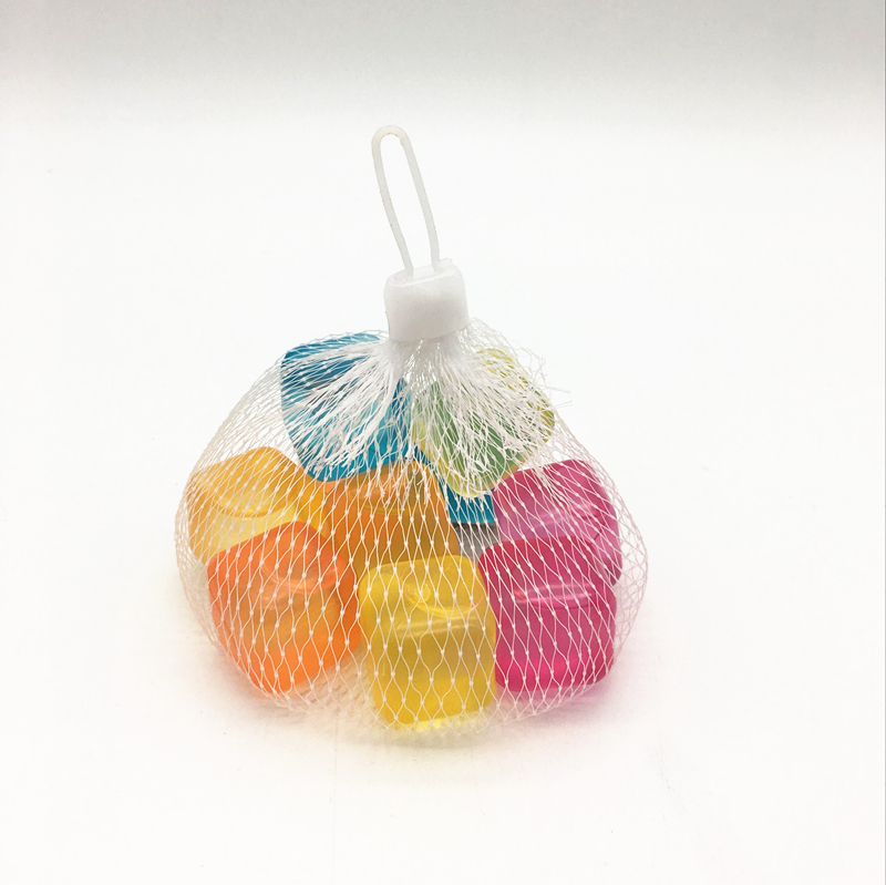 Sunshine Department Store's quick-frozen block ice cubes can be reused. Ice cube circulation ice cubes and ice cube molds Application Scenario