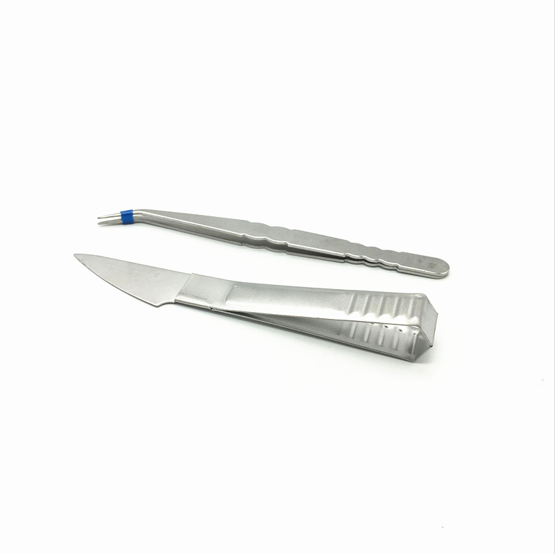Sunshine Department Store bagged kitchenware set: Multi-functional hair remover, Pighair clip, Stainless steel flat-mouthed tweezers Application Scenario