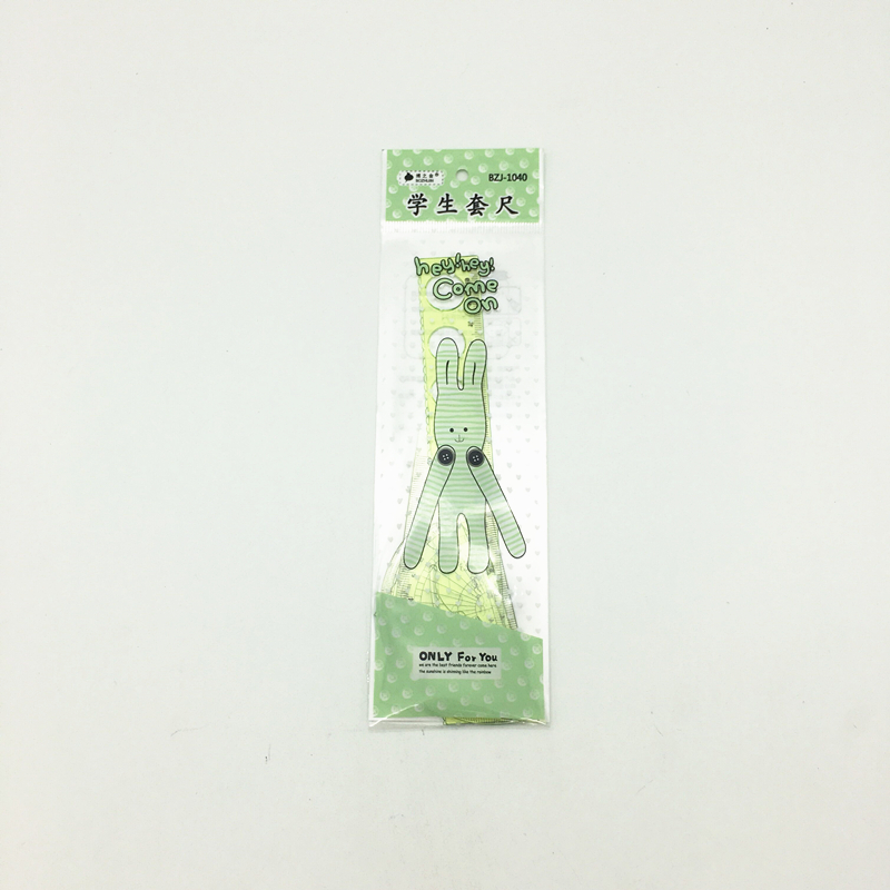 Sunshine Department Store bagged 4-piece student measuring ruler set, including a straight ruler, set square and protractor Application Scenario