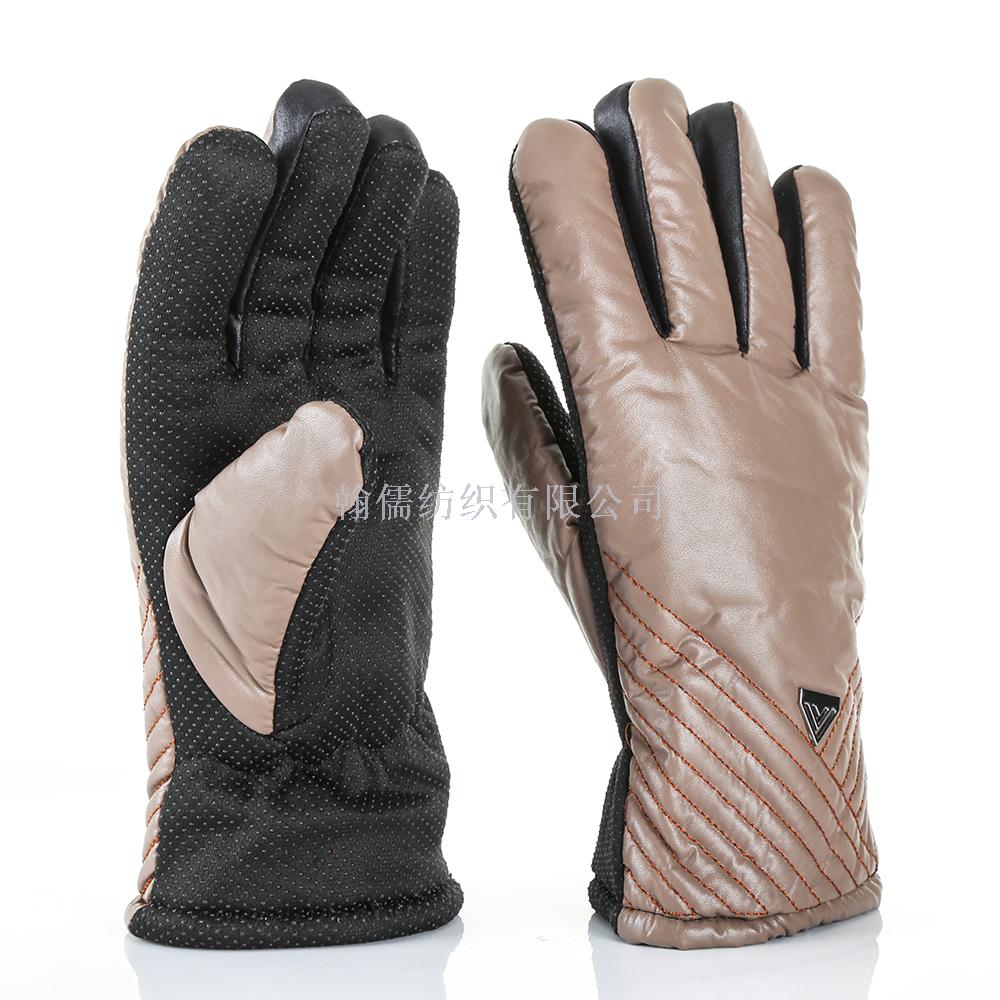 Winter waterproof down fabric gloves, cute thickened gloves, warm gloves Application Scenario
