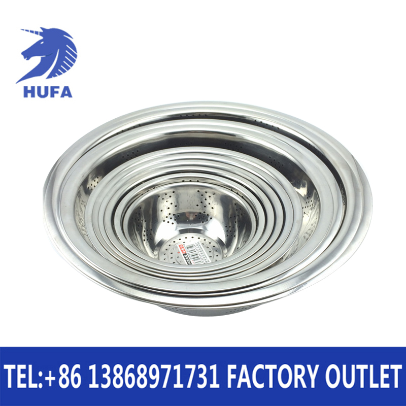Stainless steel rice washing sieve/rice-washing basin, perforated basin, vegetable-washing basin, rice sieve Application Scenario