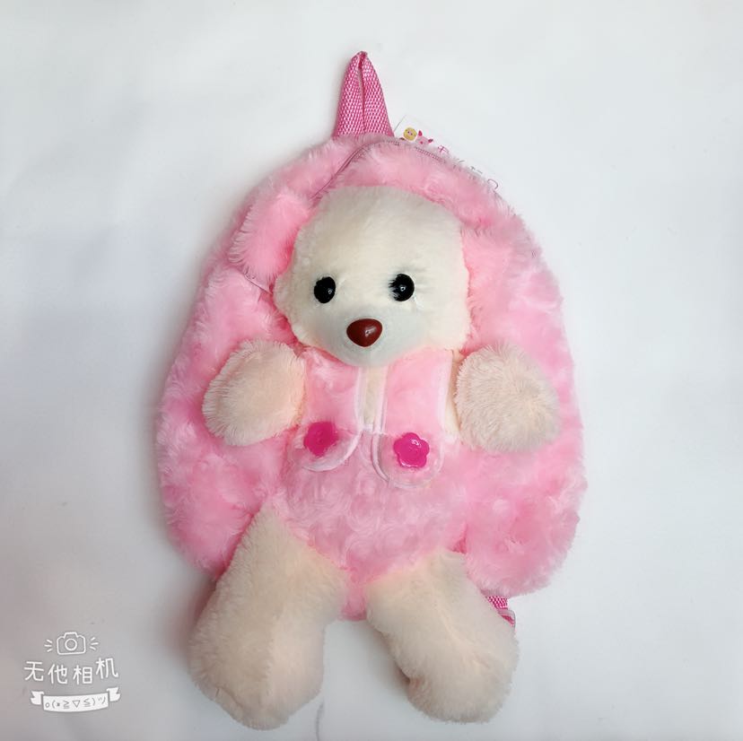 Plush toy figurines, plush school bags, backpacks, furry dog bags, and export bags for foreign trade Application Scenario