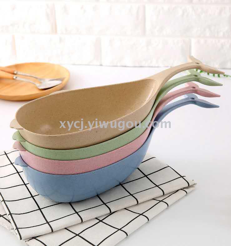 Home living room fruit plate, creative whale-shaped fruit and melon retail plate, dried fruit plate, plastic candy box, dried fruit plate Application Scenario