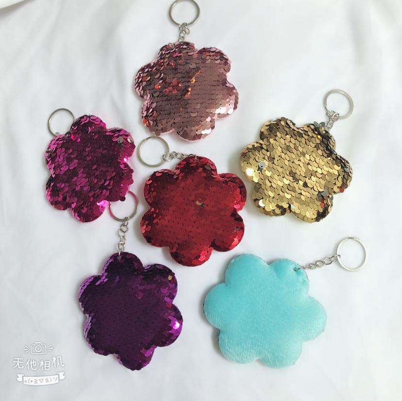 Plush toy pendant, single-sided sequin pendant, ultrasonic embossed accessory, small flower sequin pendant, gashapon box set full figure
