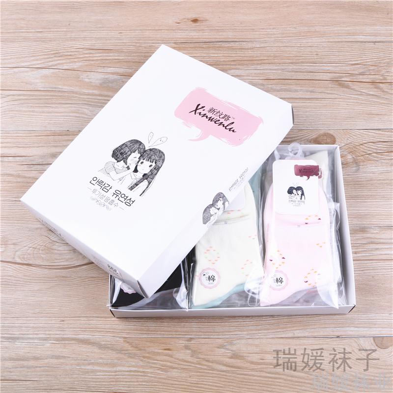 Autumn and winter collection of candy-colored socks, thickened square cotton socks with small dots, fresh and elegant school-like casual socks details Picture