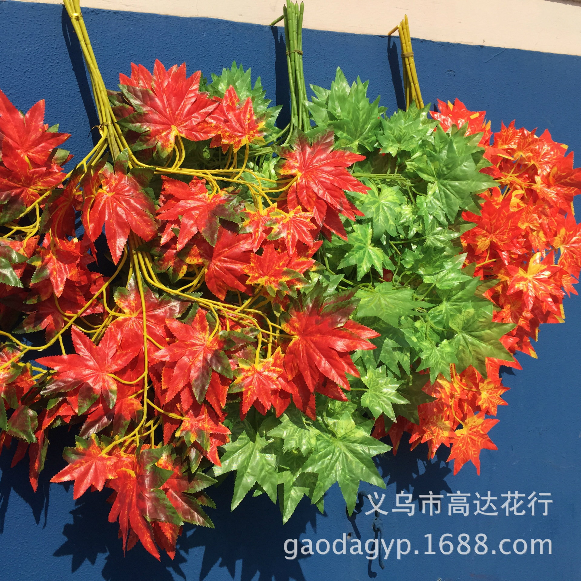 Simulation of red maple branches simulation of green maple branches red American maple branches decorated maple leaf branches simulation of wutong leaves