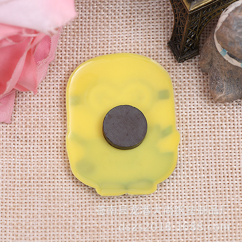 New three-dimensional soft rubber fridge magnets, cartoon magnetic decorative stickers, creative PVC rubber fridge magnets Application Scenario