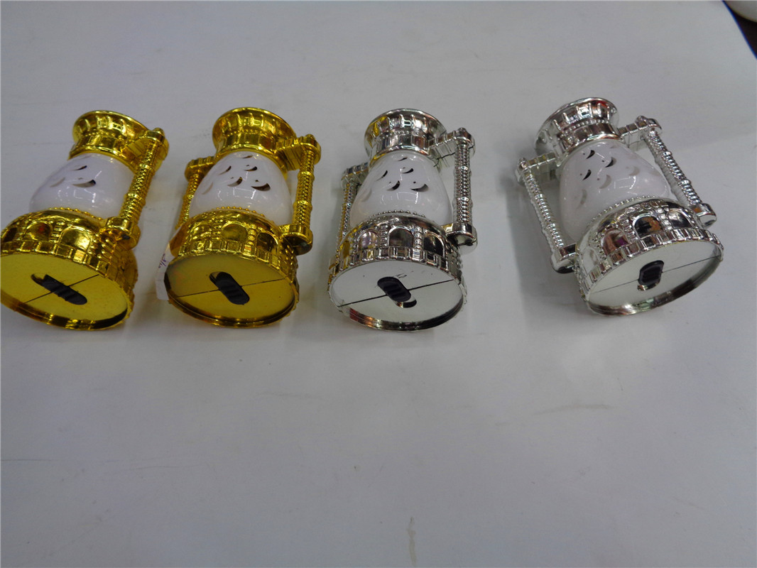 Yiwu children's plastic toys, flashlights, keychains, gifts, night lights, 8802 palace lanterns, street stall supply, factory wholesale Specification image