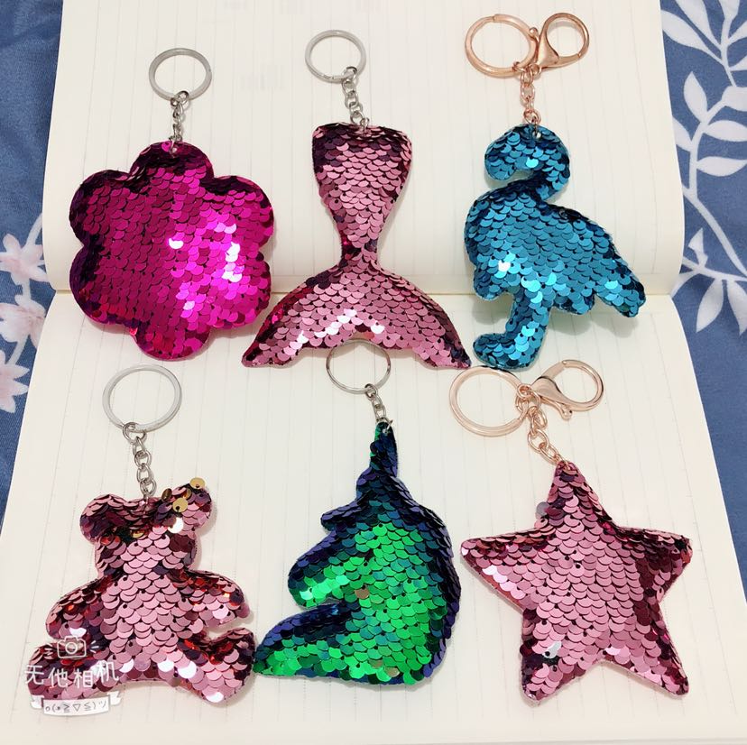 Sequin pendants, sequin keychains, sequin cartoon mobile phone pendants, sequin plush pendants, ultrasonic sequin gashapon Application Scenario