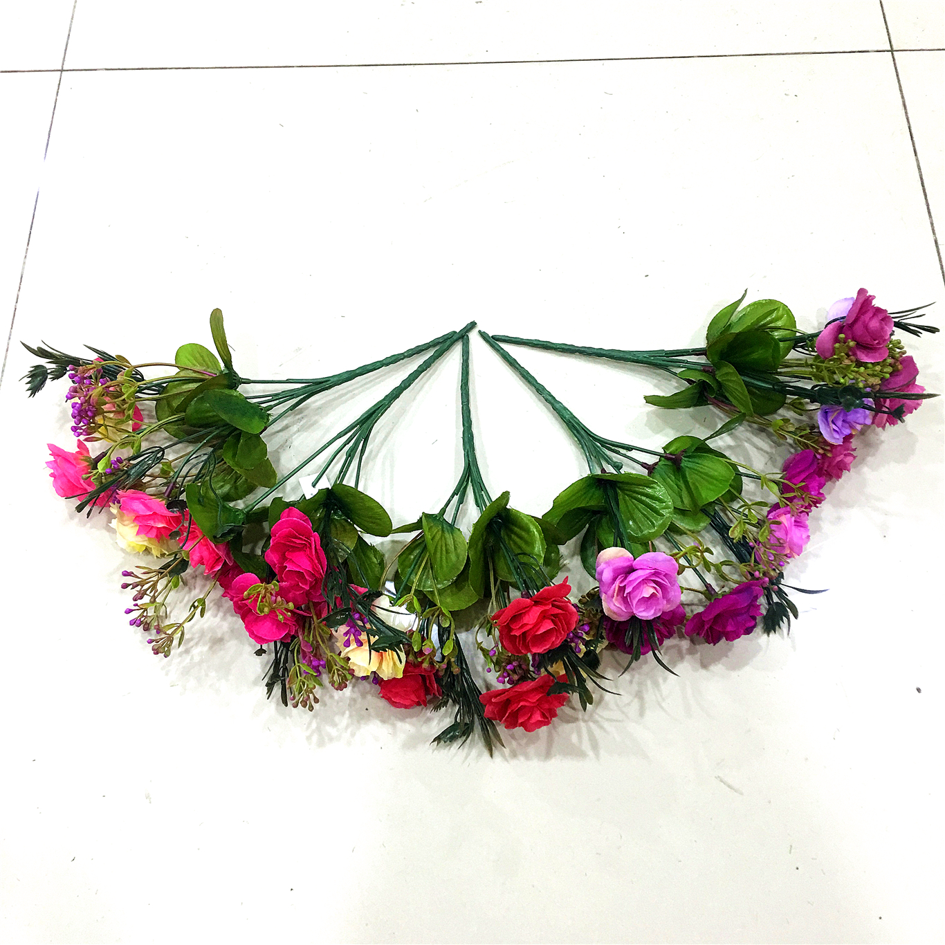 Five colorful rose artificial flowers Specification image