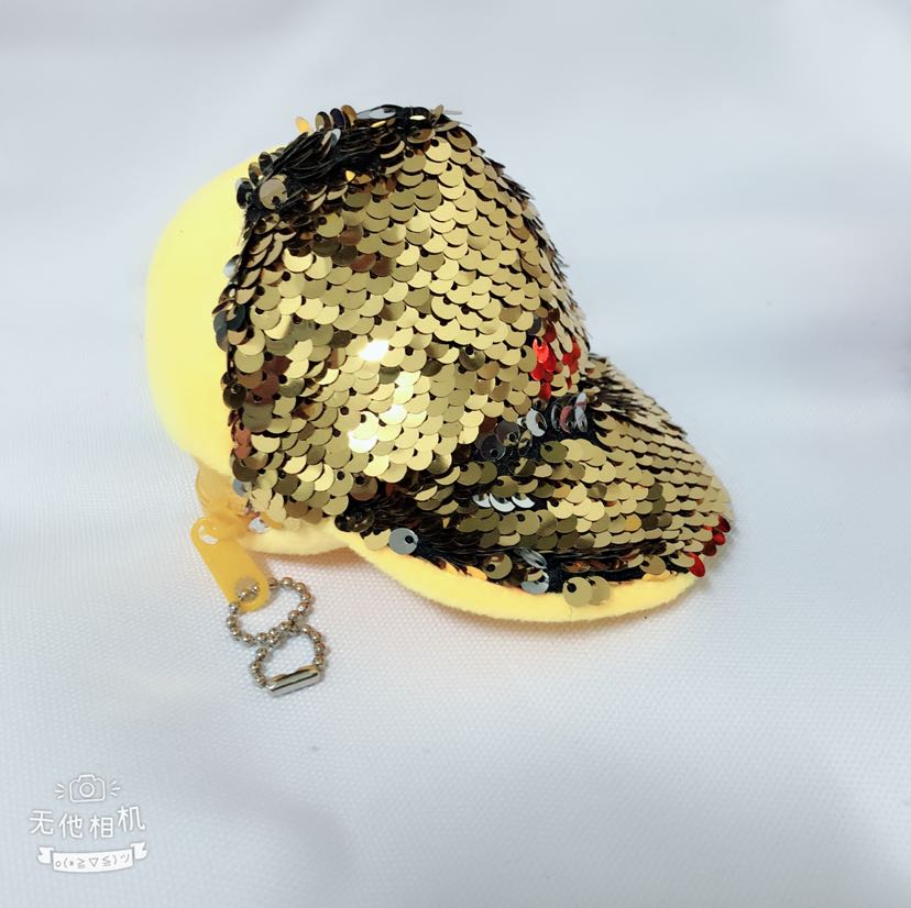 Plush toys, plush wallets, coin purses, sequined hat wallets Application Scenario